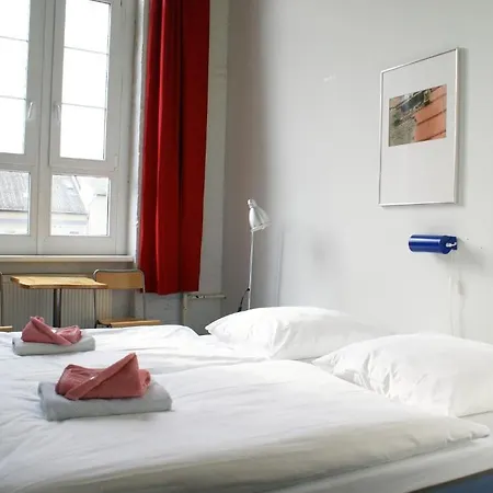 Hotel Transit-2