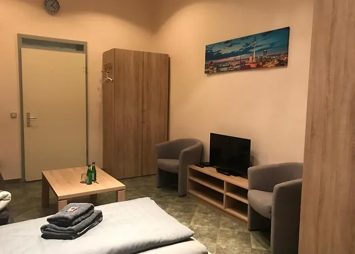 Pension Lotti Friedrichshain Berlin
